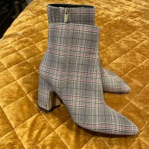 SAM EDELMAN Hilty Houndstooth Boots